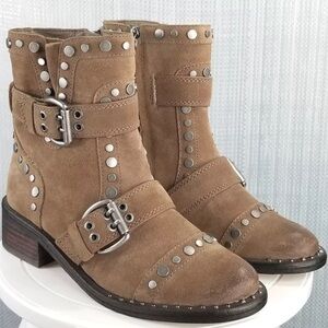 NWT Sam Edelman leather short boots with buckle and zipper